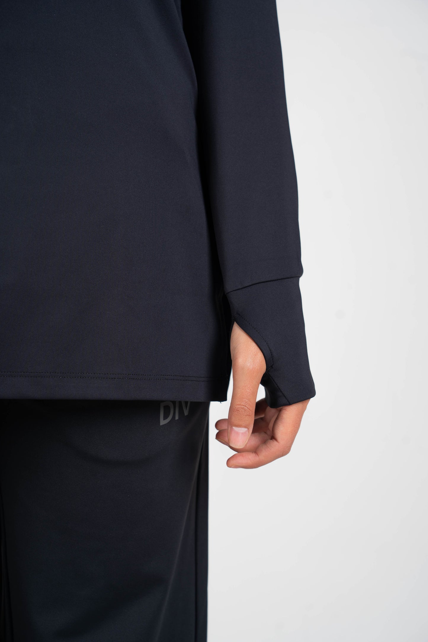 The Essential Top - Black